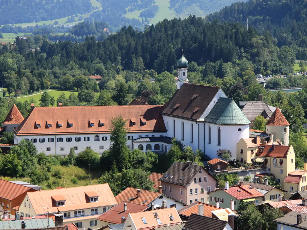 r Weltenburg im Ortsteil von Kelheim