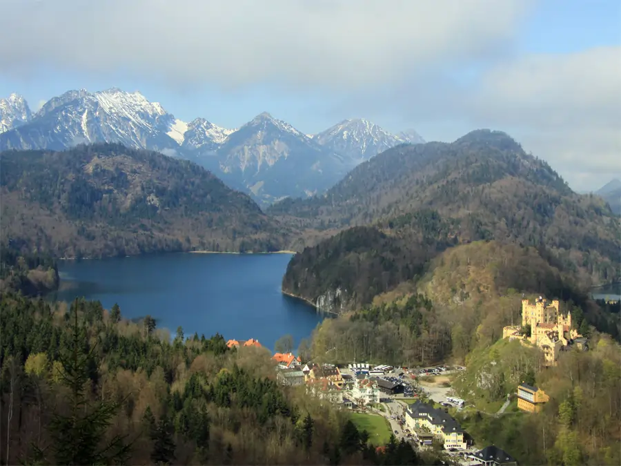 images/Bayern/Oberbayern/Alpsee-Schwangau-Schloss.webp#joomlaImage://local-images/Bayern/Oberbayern/Alpsee-Schwangau-Schloss.webp?width=900&height=675