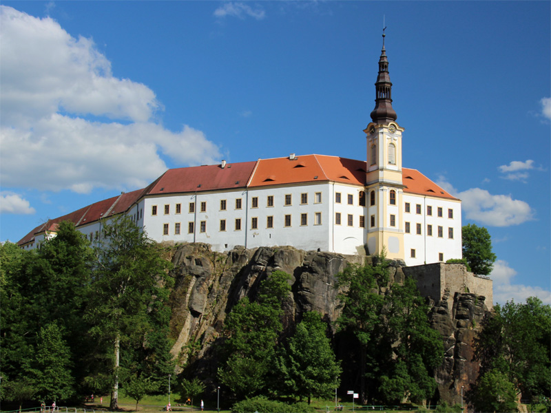 Schlösser mit Parks in Nordböhmen