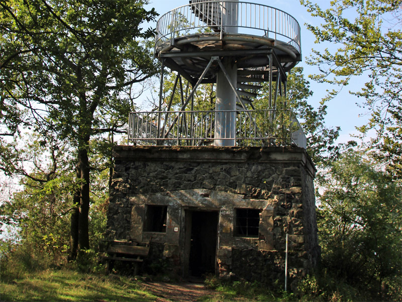 Varhošt (Aarhorst) im Böhmischen Mittelgebirge