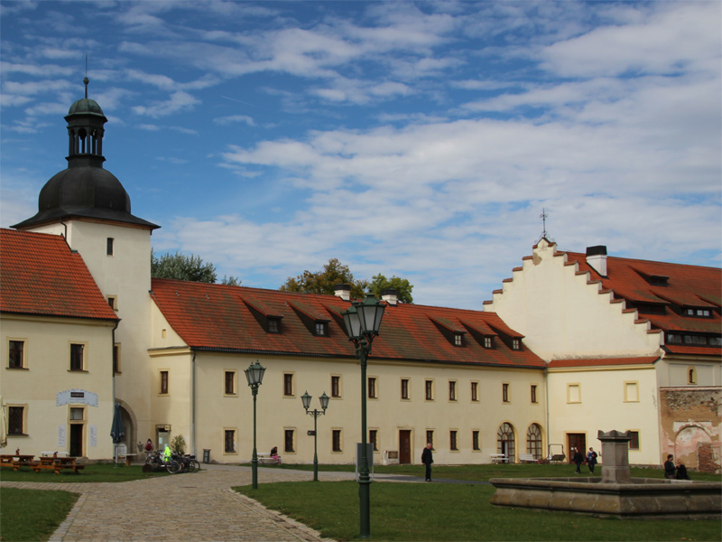 Eingang zum Klosterstift Tepl