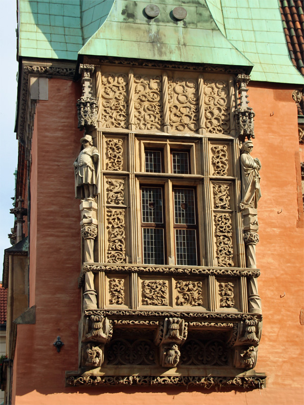 Erkerportal an der Südwestseite