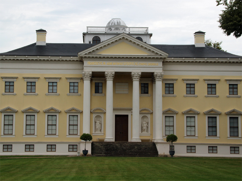 Schloss im Dessau-Wörlitzer Gartenreich 