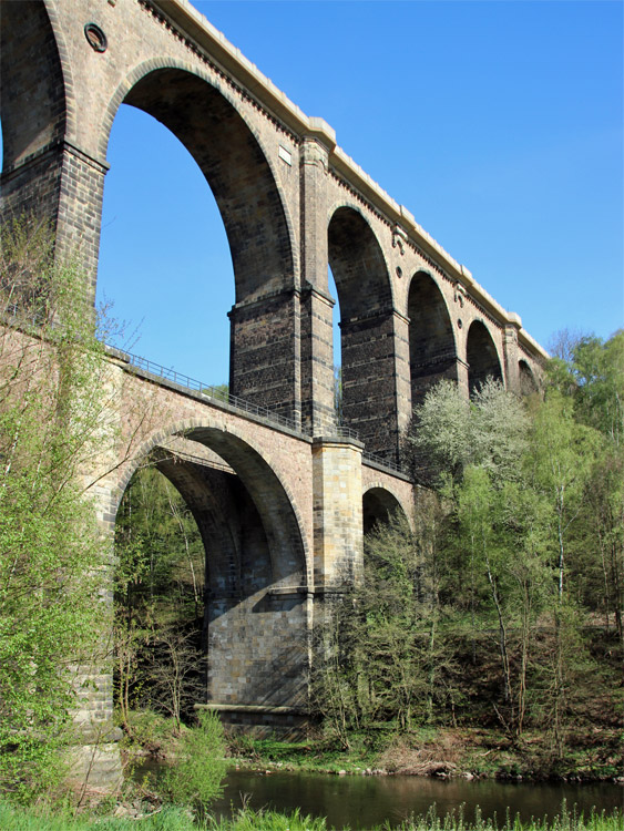 Göhrener Viadukt auf der Bahmstrecke Neukieritzsch-Chemnitz 