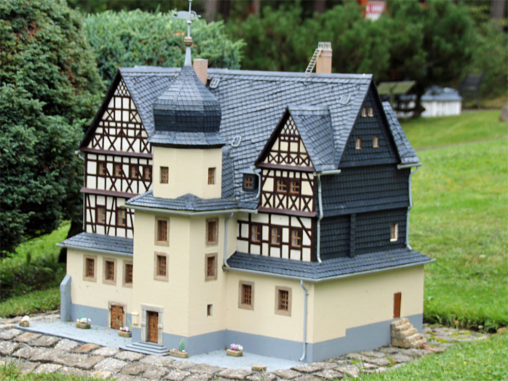 Schloss Treuen
