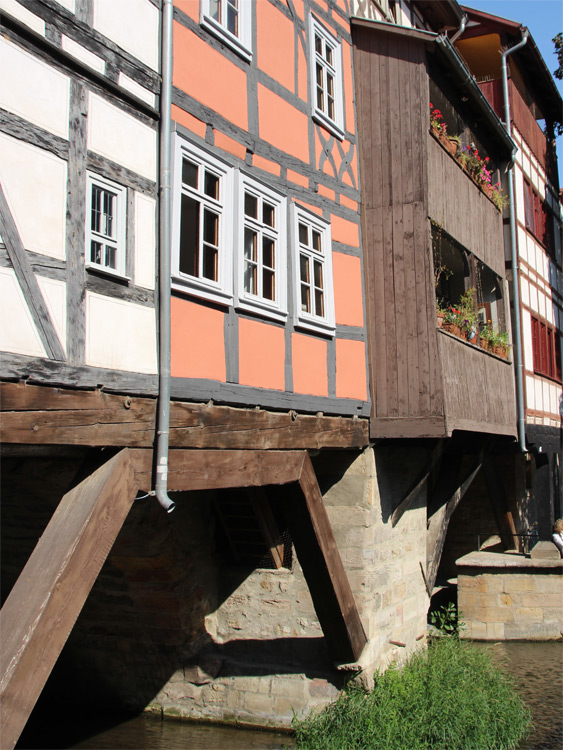 Wohnhäuser an der Krämerbrücke in Erfurt