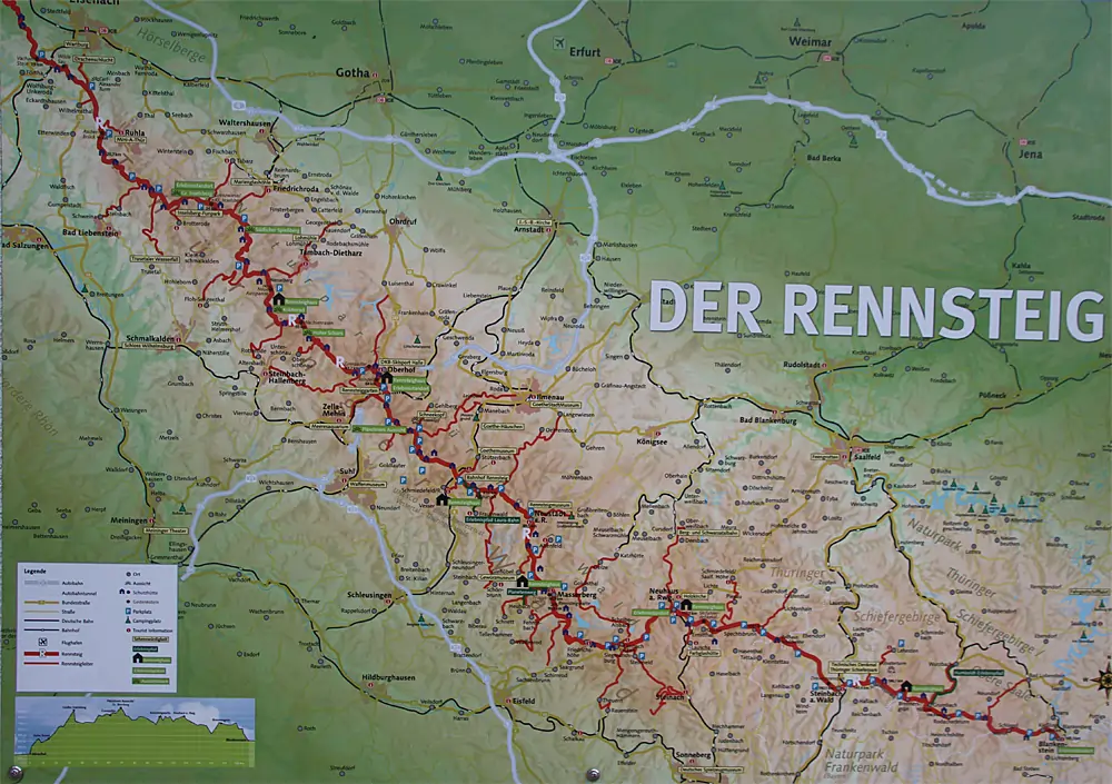 Verlauf vom Rennsteig im Thüringer Wald auf einer Karte 